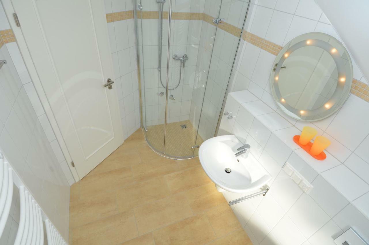 Ferienwohnung Lottis Utkiek Middelhagen Exterior foto